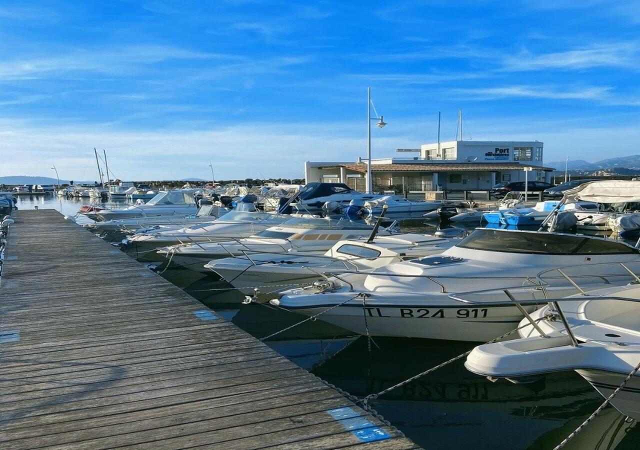 F1 Bas De Villa, Calme, Proche Plage Et Commerces Le Pradet Exterior photo